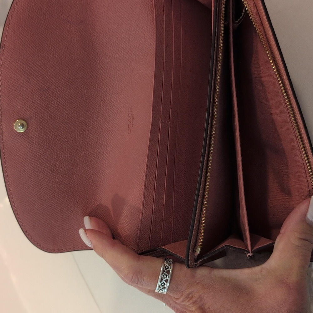 Coach Long Wallet. Salmon Color  Saffiano Leather With Gold Hardware. - Picture 6 of 11